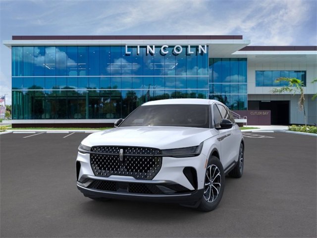 New 2024 Lincoln Nautilus Premier image 2
