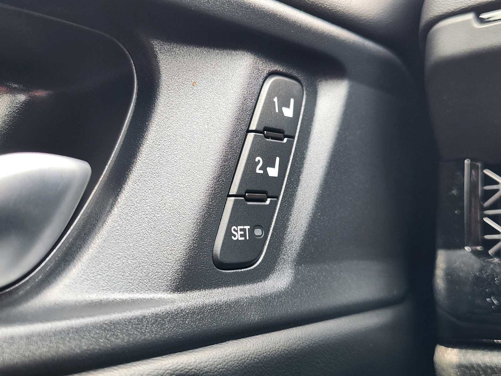 Certified 2023 Honda Accord Touring image 22