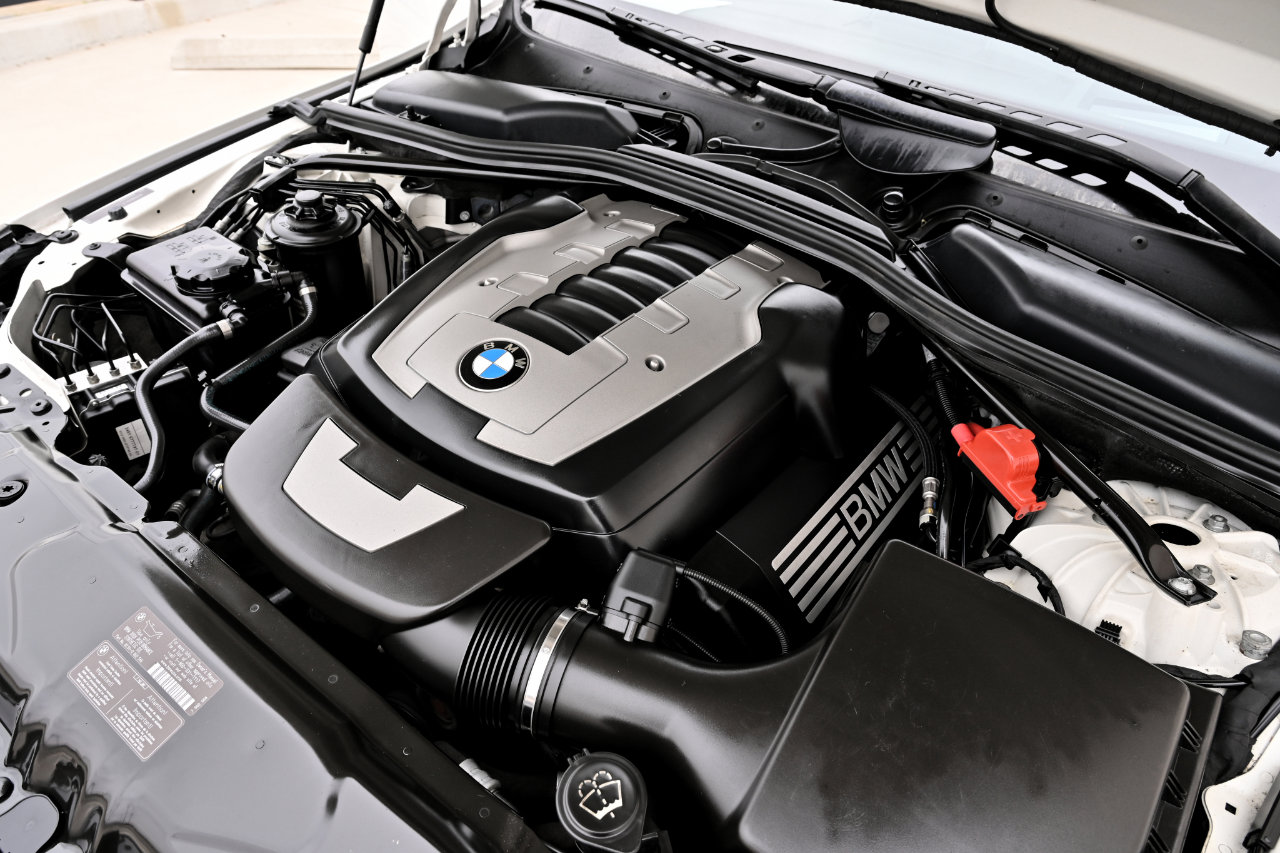 Used 2007 BMW 550i Sedan image 35