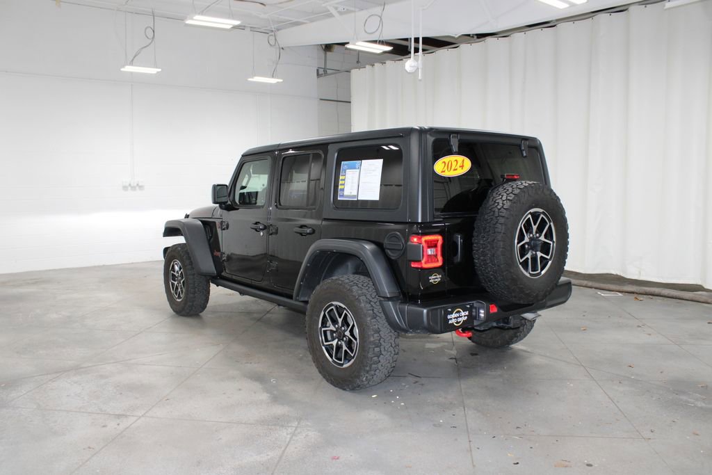 Used 2024 Jeep Wrangler Unlimited Rubicon image 7