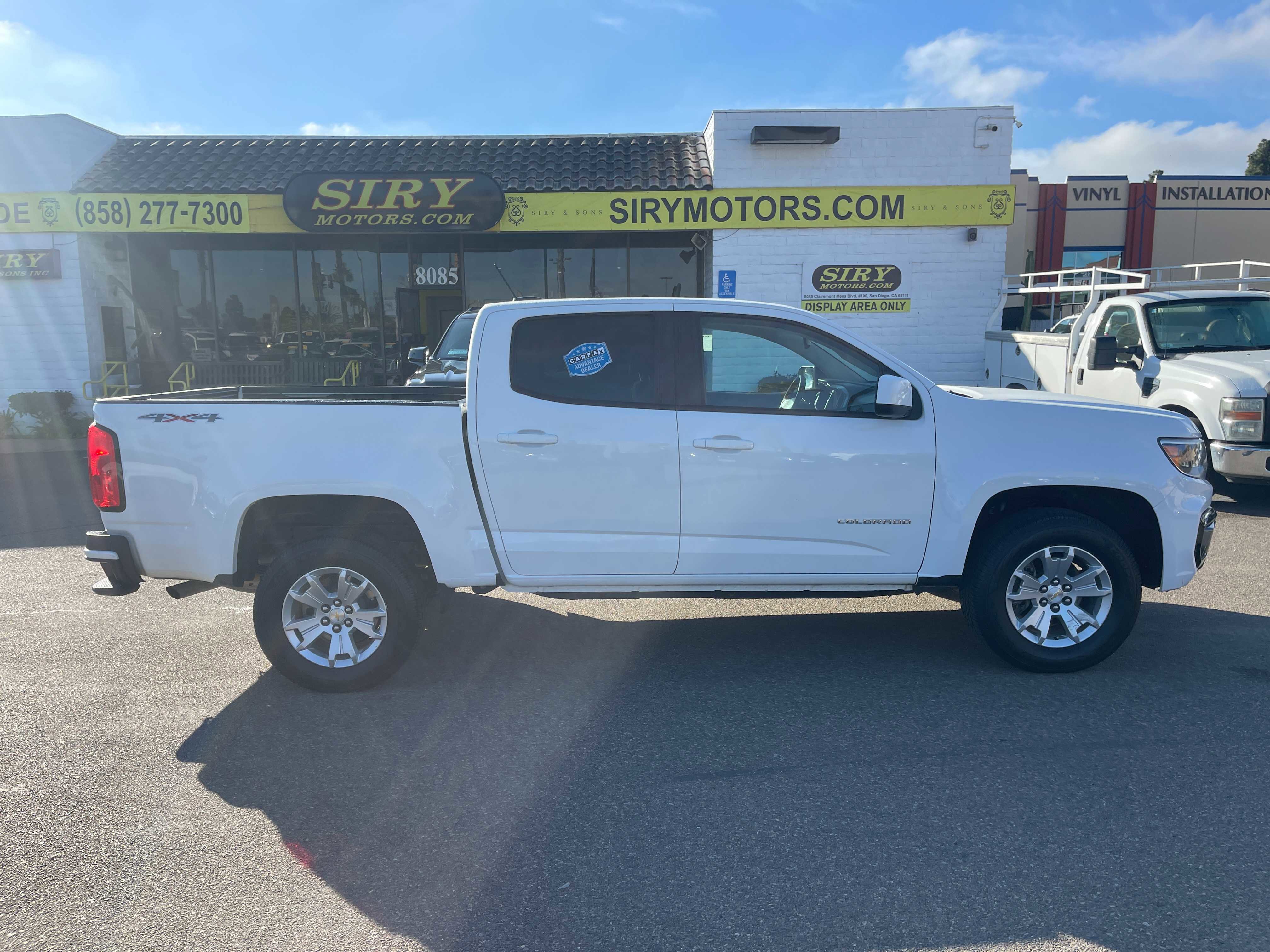 Used 2021 Chevrolet Colorado LT image 2