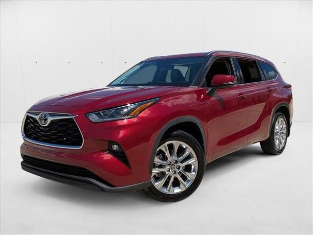 Used 2023 Toyota Highlander Limited