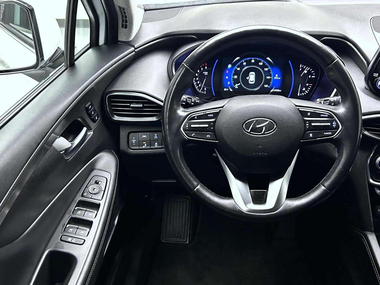 Used 2020 Hyundai Santa Fe Limited AWD/4WD image 12
