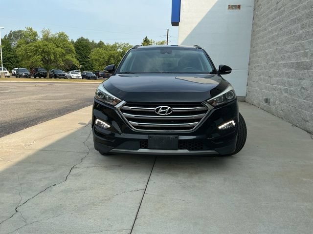 Used 2016 Hyundai Tucson Limited w/ Option Group 03 AWD/4WD image 10