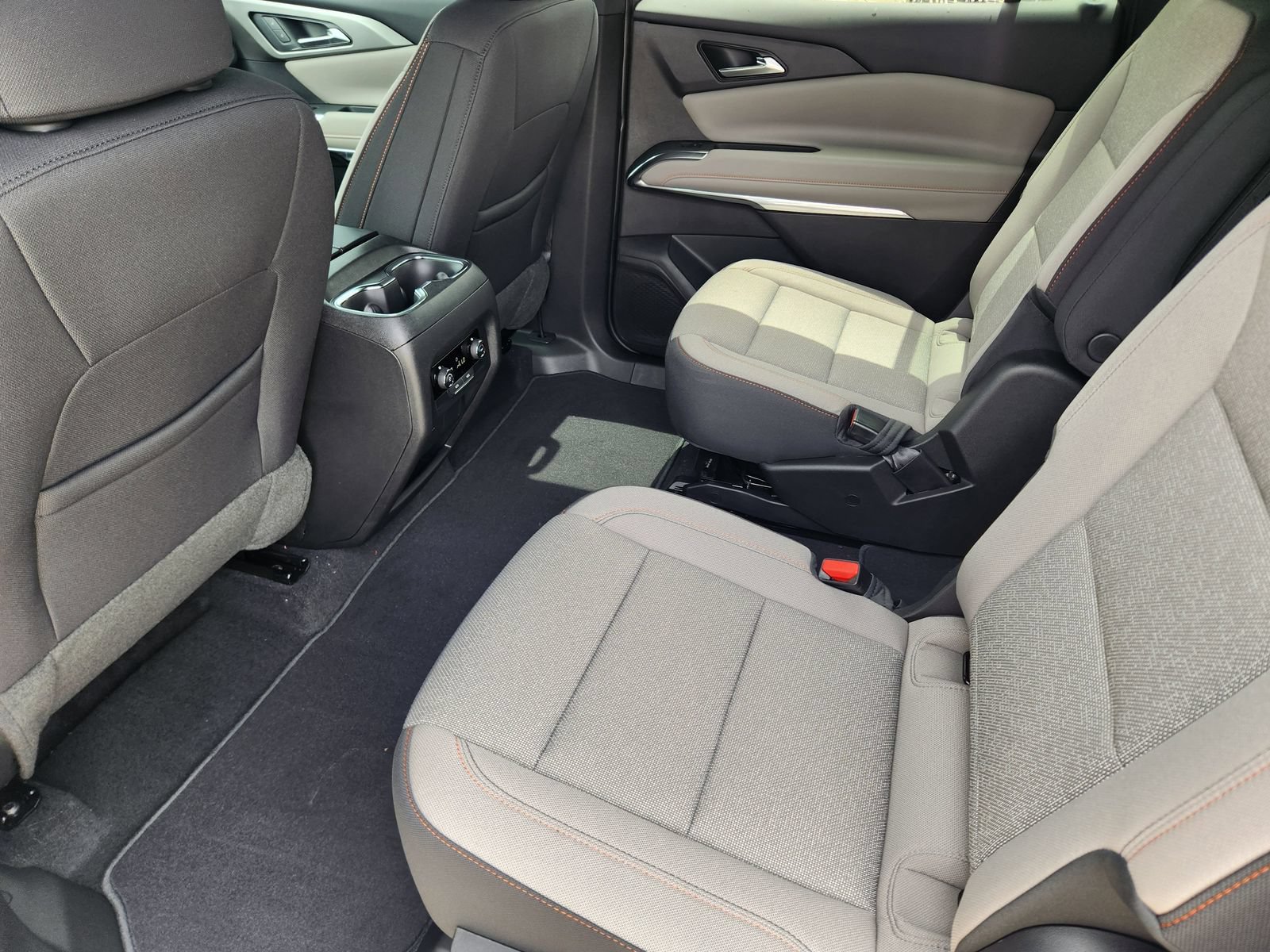 New 2026 Chevrolet Traverse LT FWD image 23