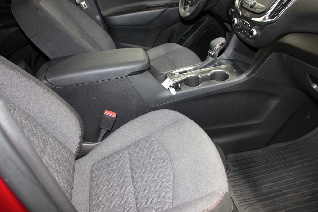 Used 2023 Chevrolet Equinox LT image 19