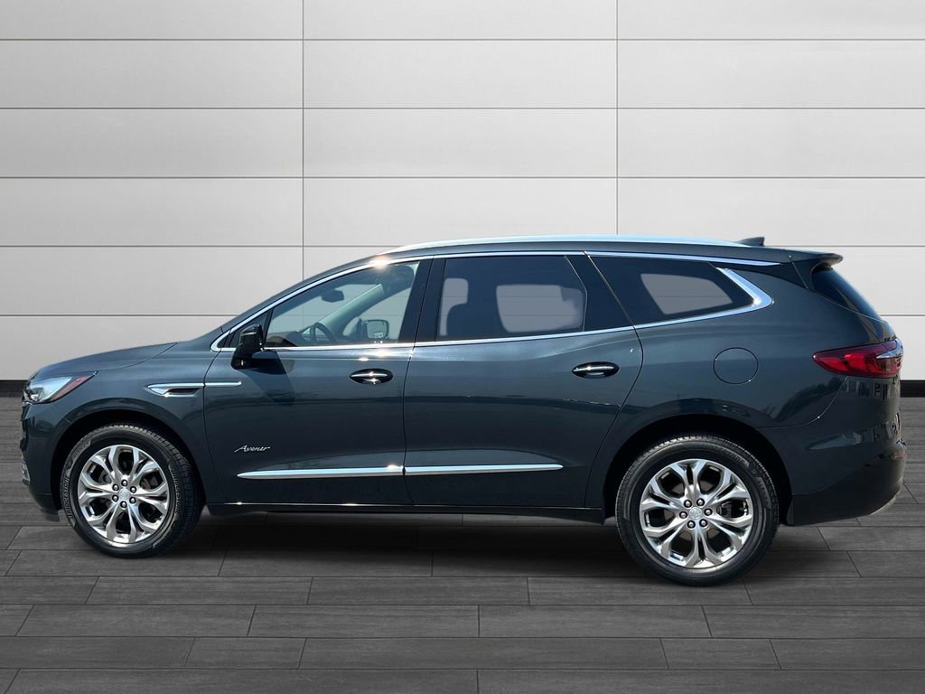 Used 2019 Buick Enclave Avenir w/ Avenir Technology Package image 2