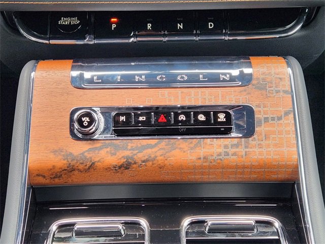 New 2025 Lincoln Aviator Black Label image 18