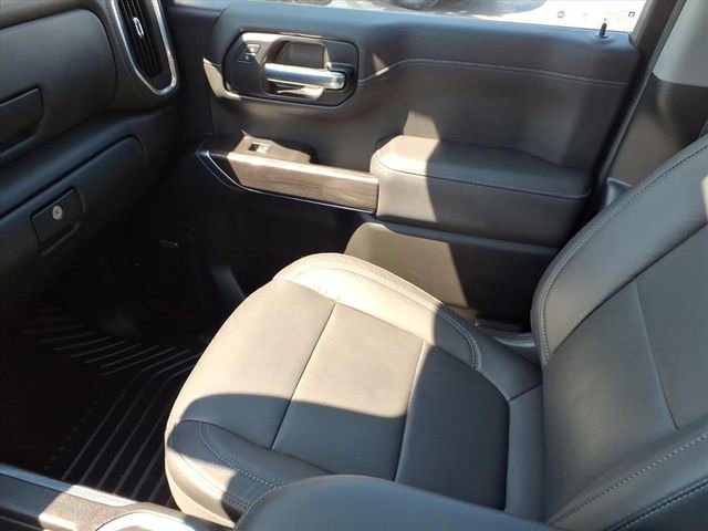 Certified 2020 Chevrolet Silverado 1500 LTZ w/ LTZ Premium Package AWD/4WD image 17