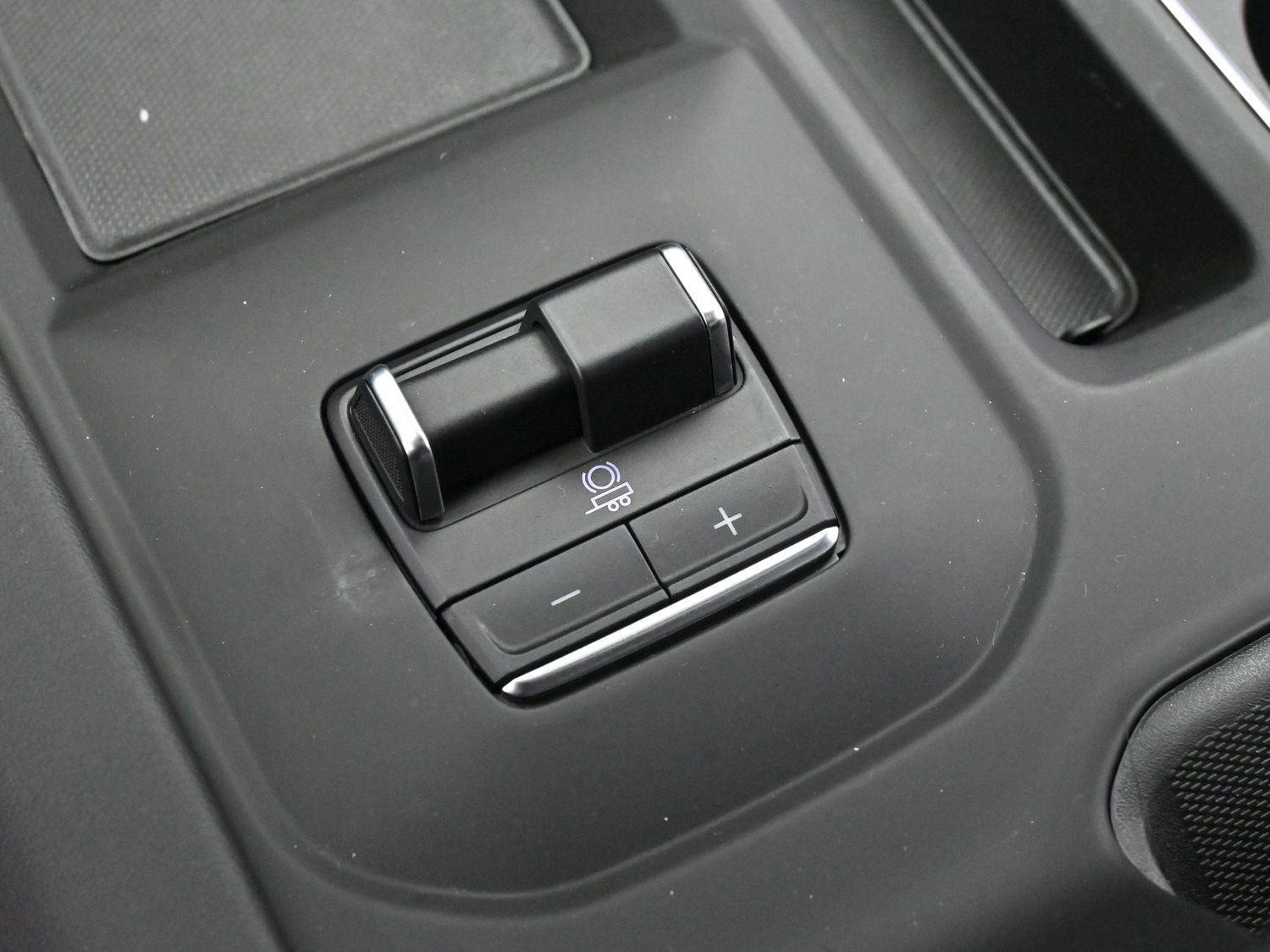 Used 2024 GMC Sierra 2500 Denali w/ Denali Reserve Package image 22