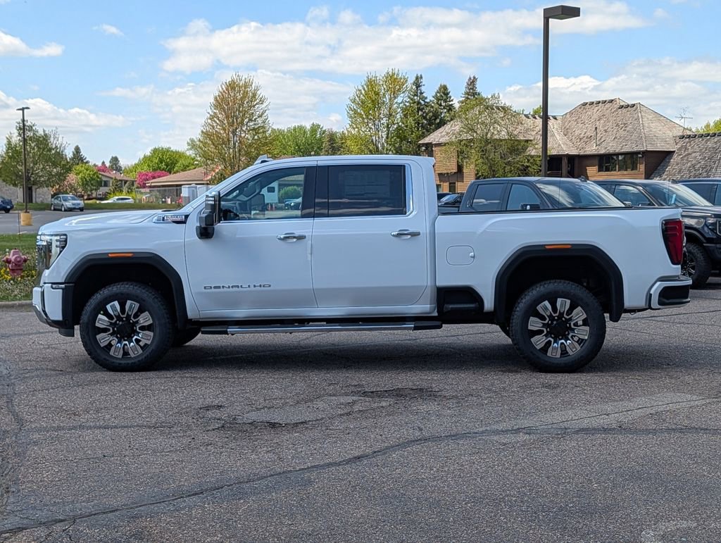 New 2026 GMC Sierra 3500 Denali w/ Denali Reserve Package AWD/4WD image 7