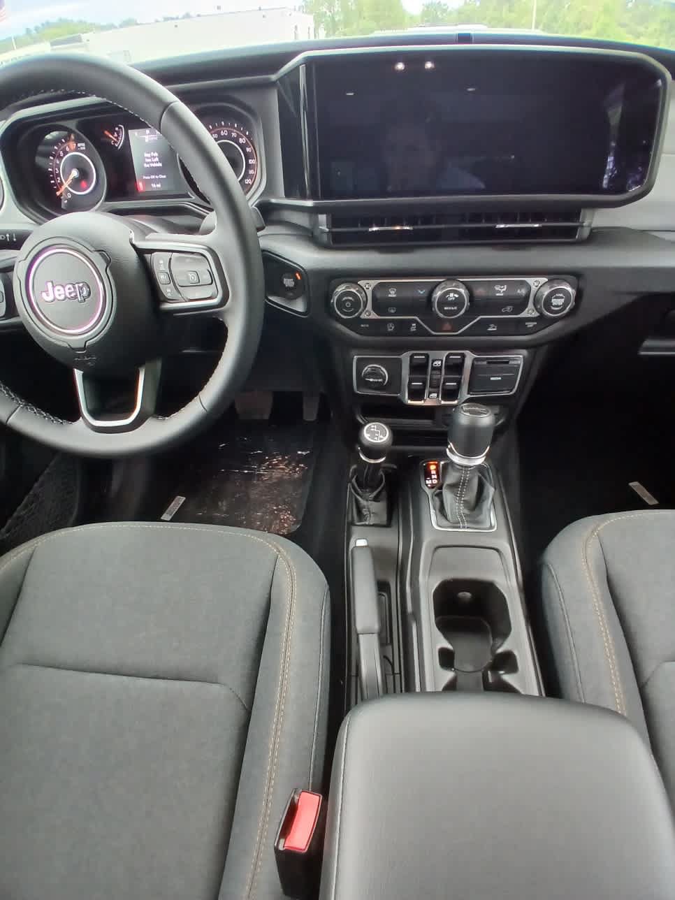 New 2026 Jeep Gladiator Sport AWD/4WD image 17