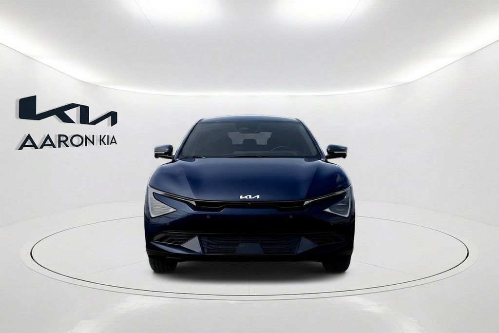 New 2026 Kia EV6 Wind RWD image 2