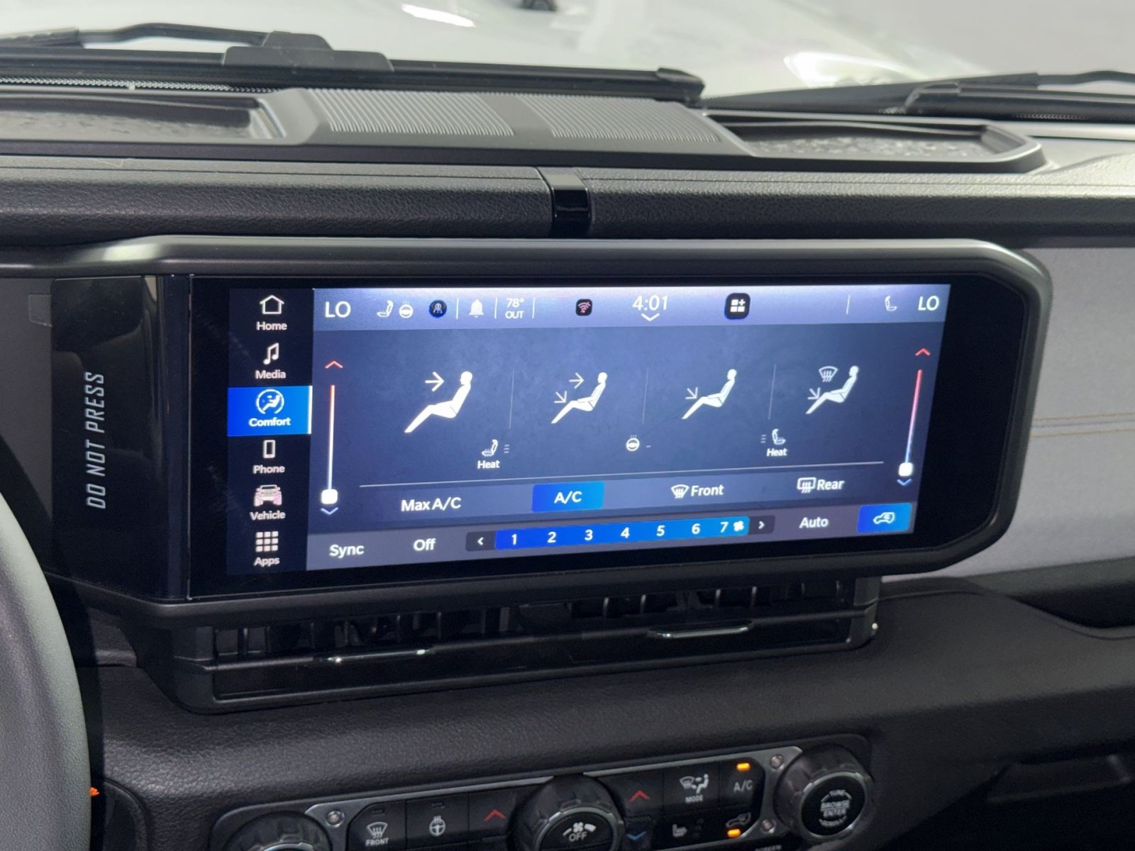 Used 2024 Jeep Wrangler Unlimited Sport AWD/4WD image 20