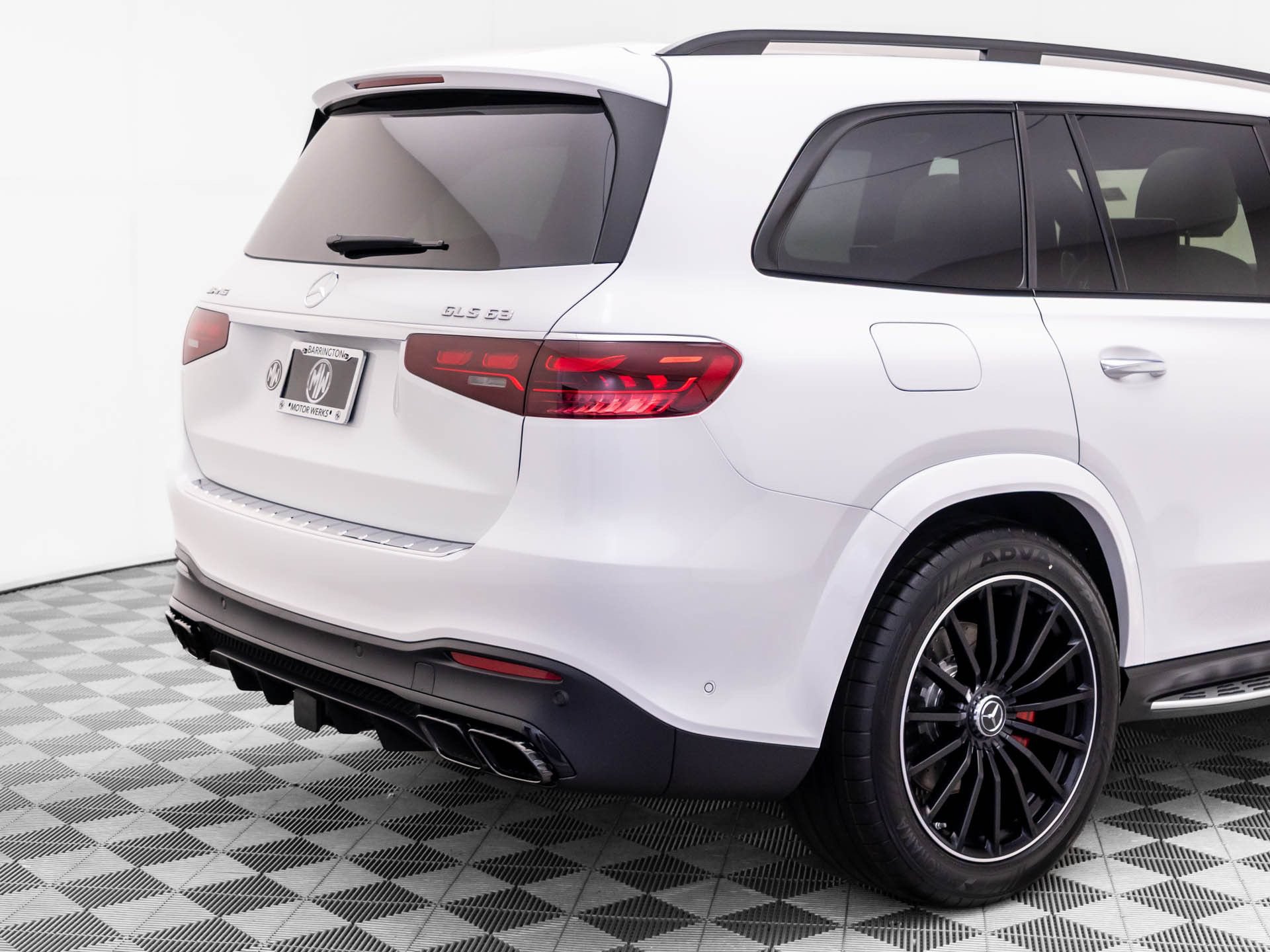 New 2026 Mercedes-Benz GLS 63 AMG 4MATIC image 39