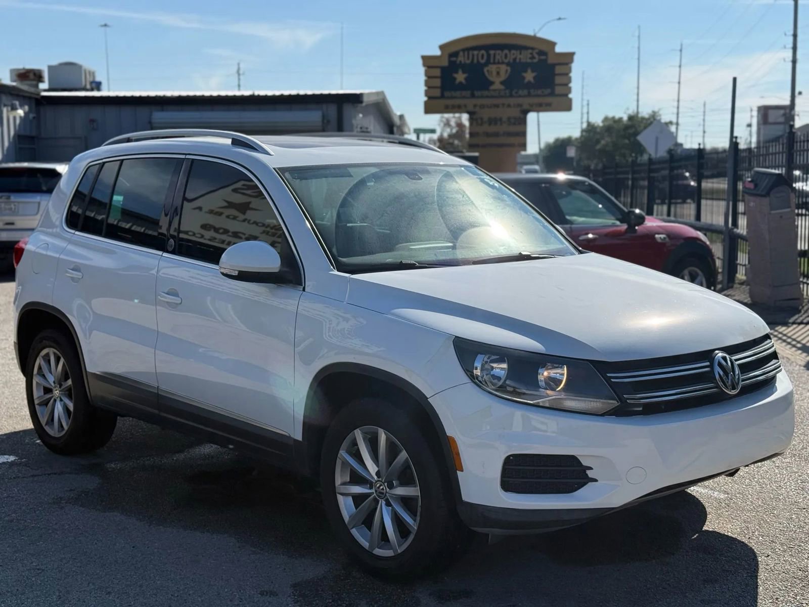 Used 2017 Volkswagen Tiguan Wolfsburg Edition image 3