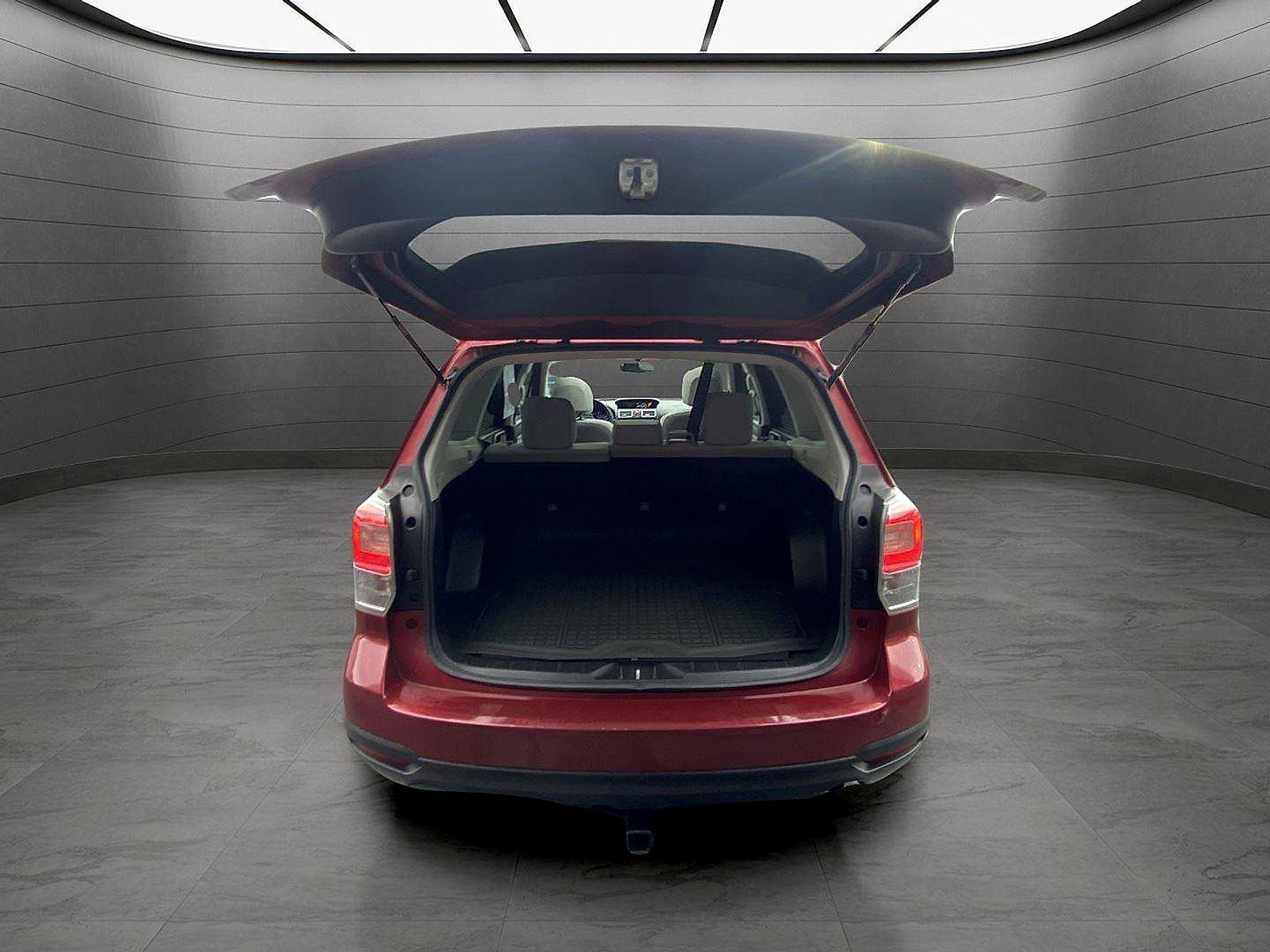 Used 2018 Subaru Forester 2.5i Premium image 19