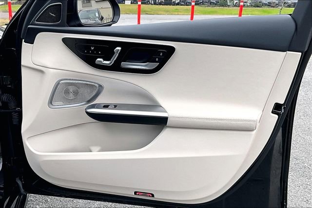 Used 2024 Mercedes-Benz C 300 Sedan image 29