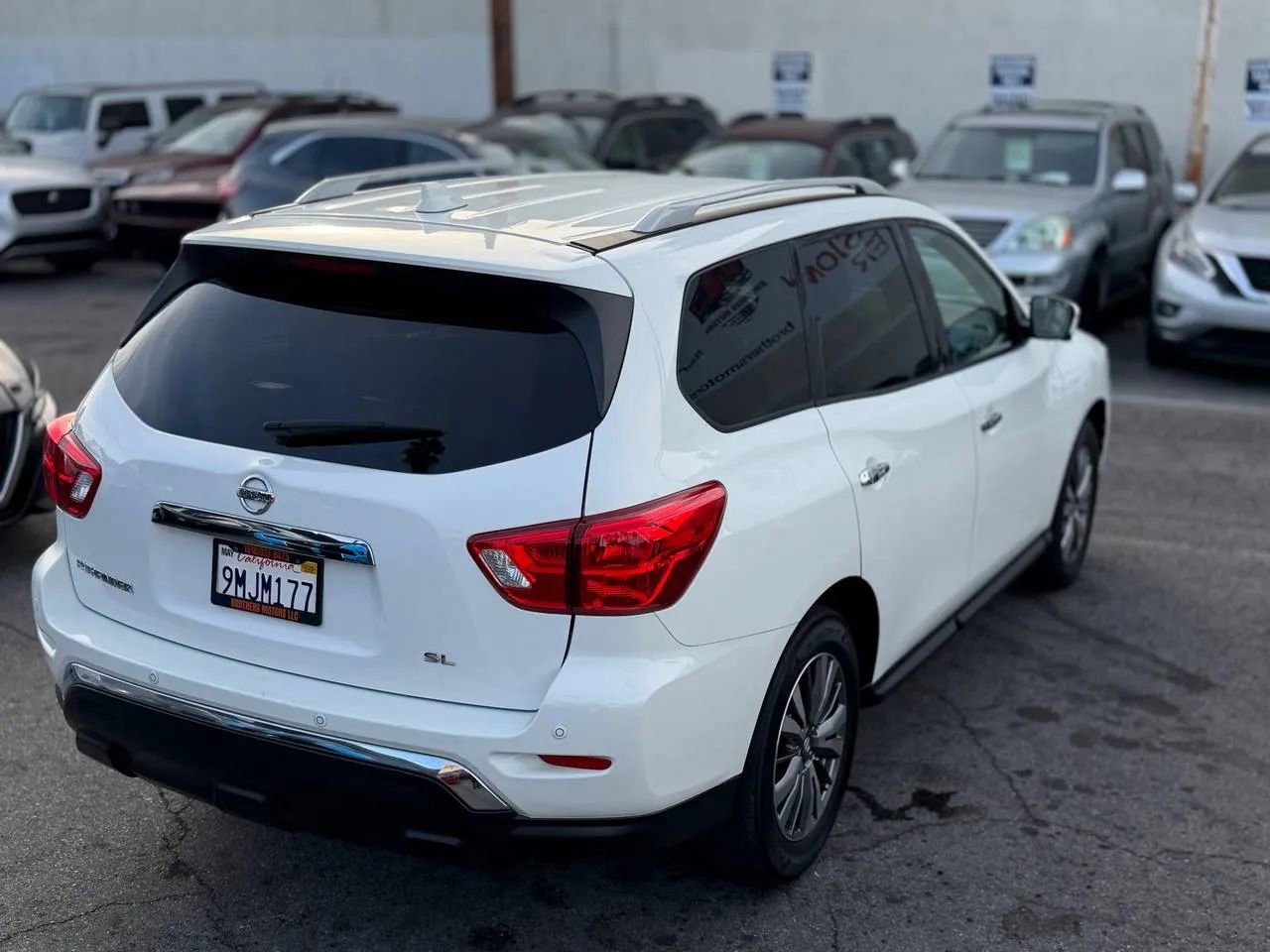 Used 2019 Nissan Pathfinder SL image 13