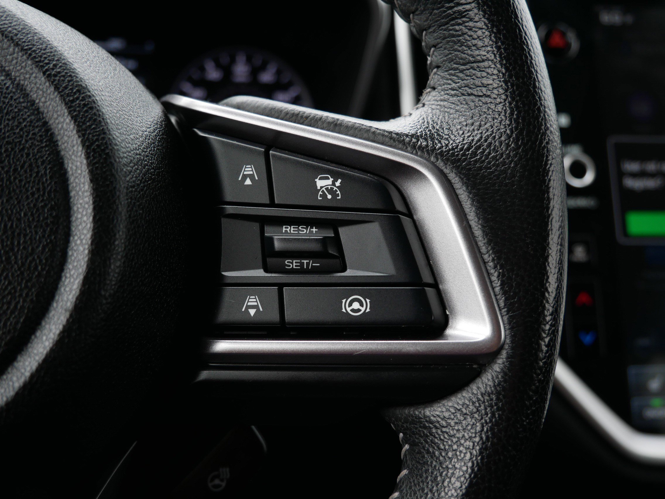 Used 2023 Subaru Ascent Limited image 30