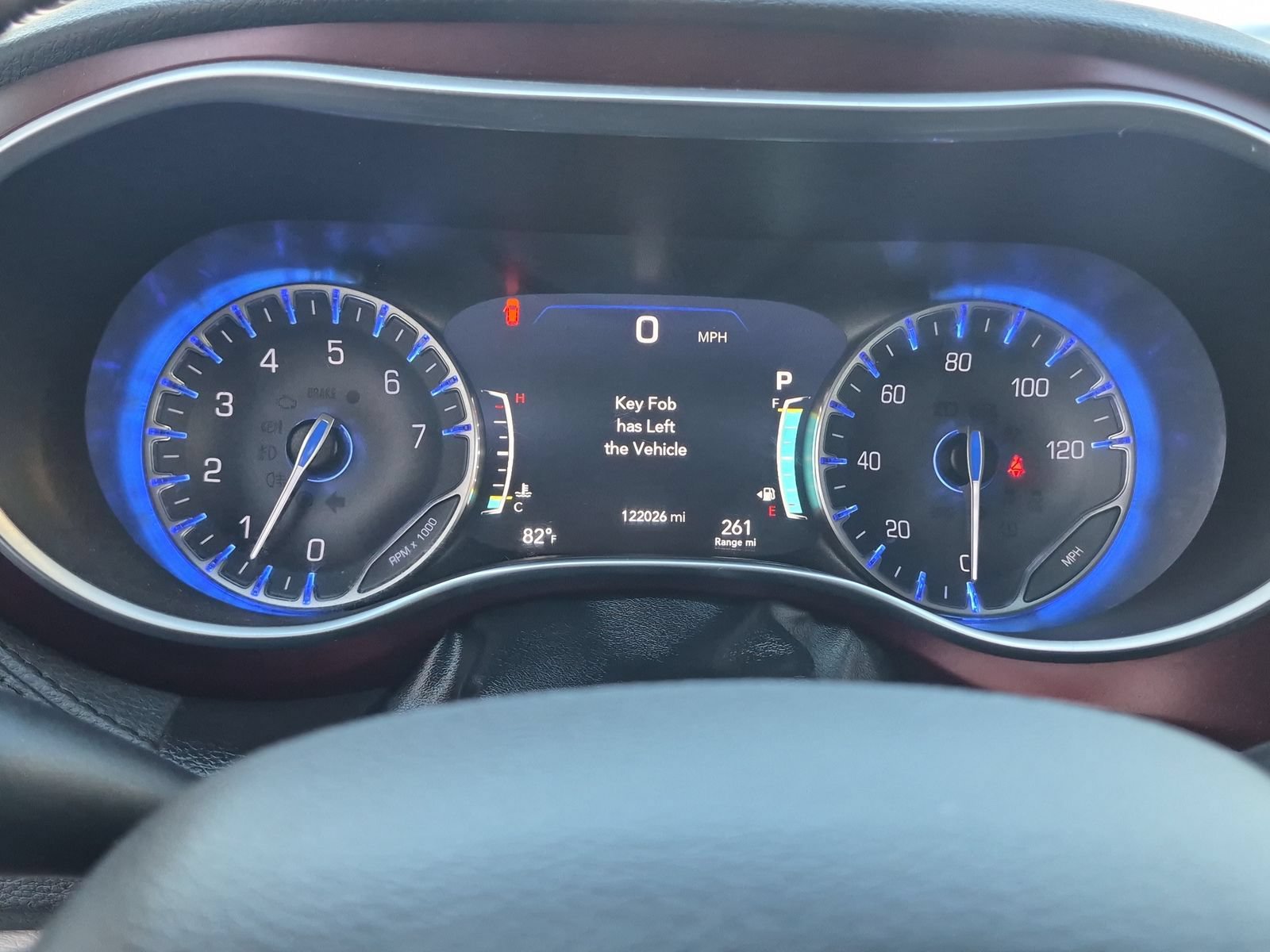 Used 2017 Chrysler Pacifica Limited FWD image 31