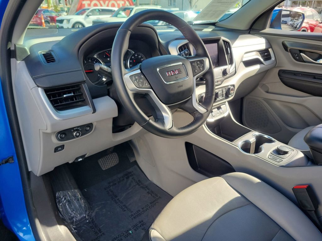 Used 2024 GMC Terrain SLT w/ LPO, Floor Liner Package image 20