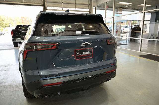 New 2026 Chevrolet Equinox RS w/ LPO, Floor Liner Package image 6