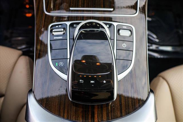 Used 2018 Mercedes-Benz C 300 4MATIC Sedan image 21