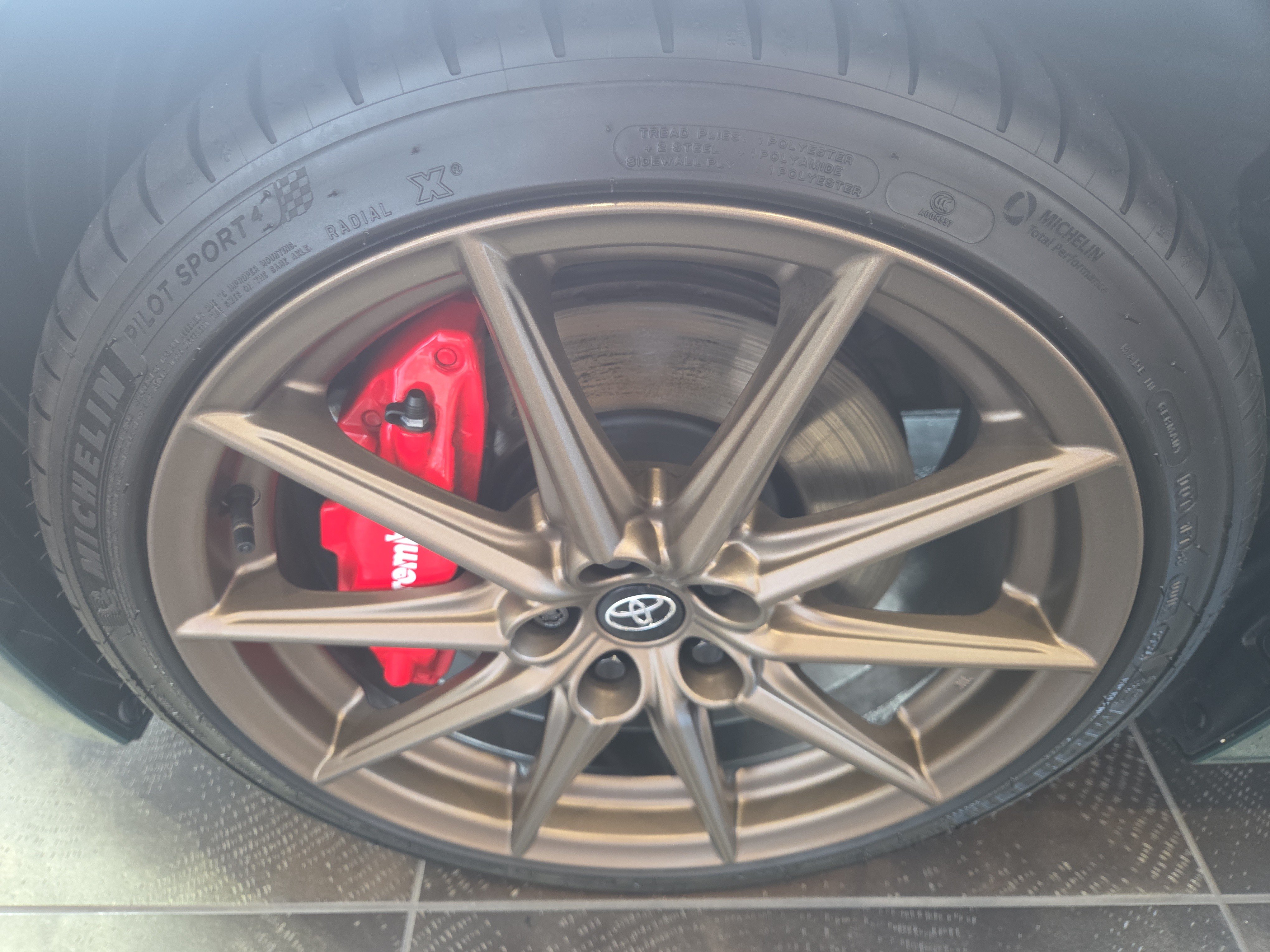 Certified 2025 Toyota GR86 Hakone Edition RWD image 12