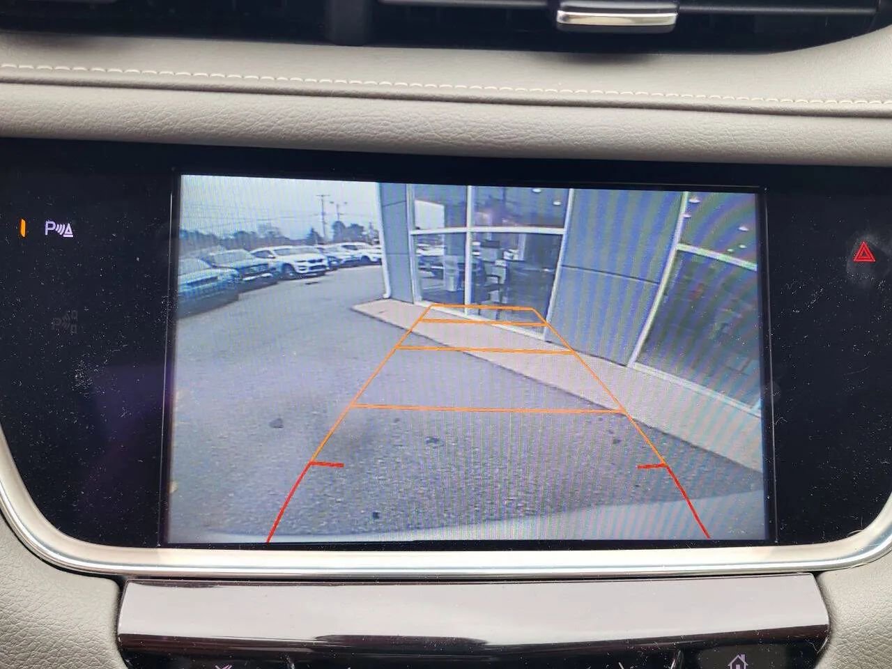 Used 2017 Cadillac XT5 Luxury w/ Driver Awareness Package AWD/4WD image 25