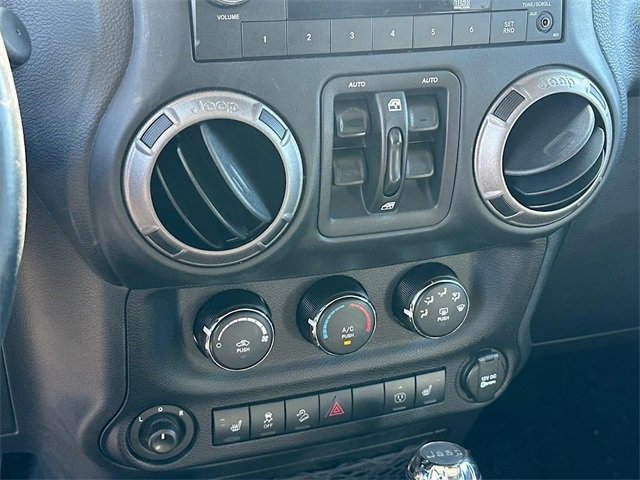 Used 2018 Jeep Wrangler Unlimited Sport S image 23