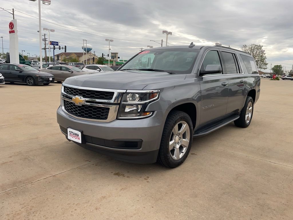 Used 2019 Chevrolet Suburban LT AWD/4WD image 2