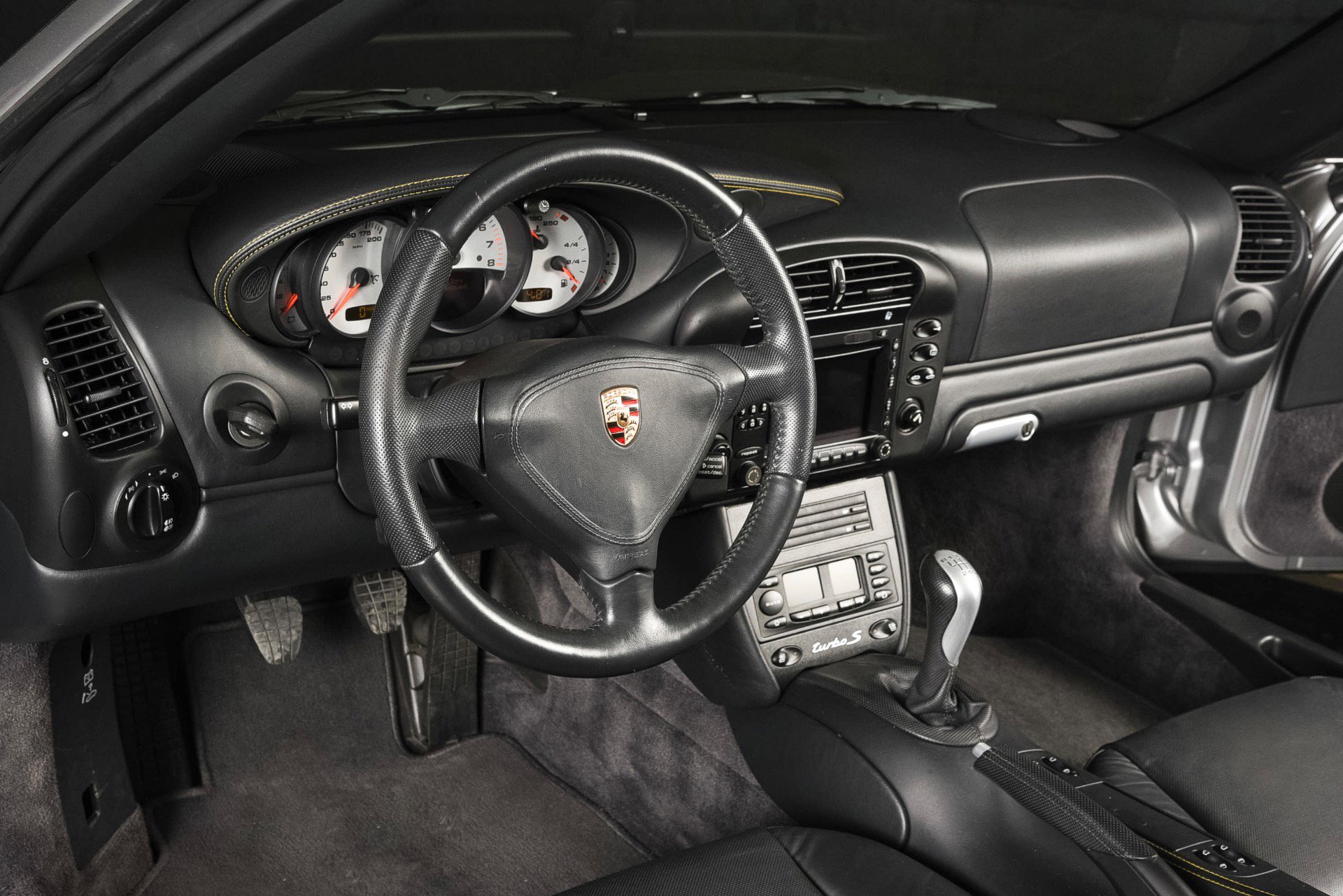 Used 2005 Porsche 911 Turbo image 4