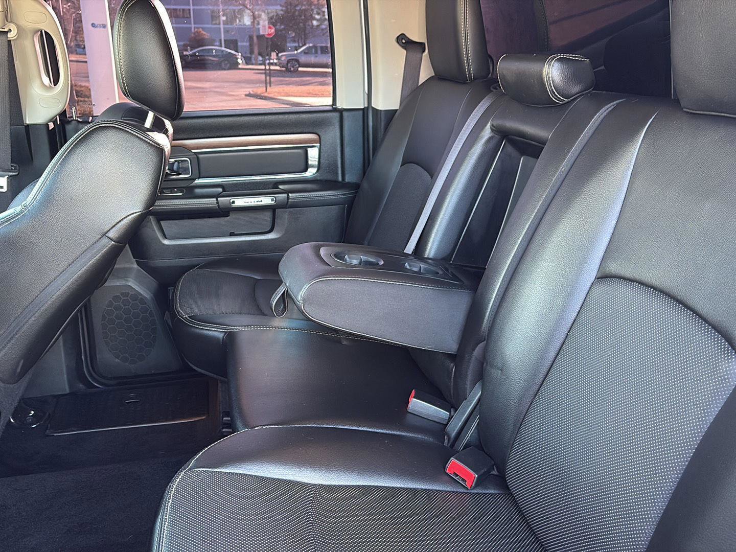 Used 2015 RAM 2500 Laramie w/ Protection Group image 17