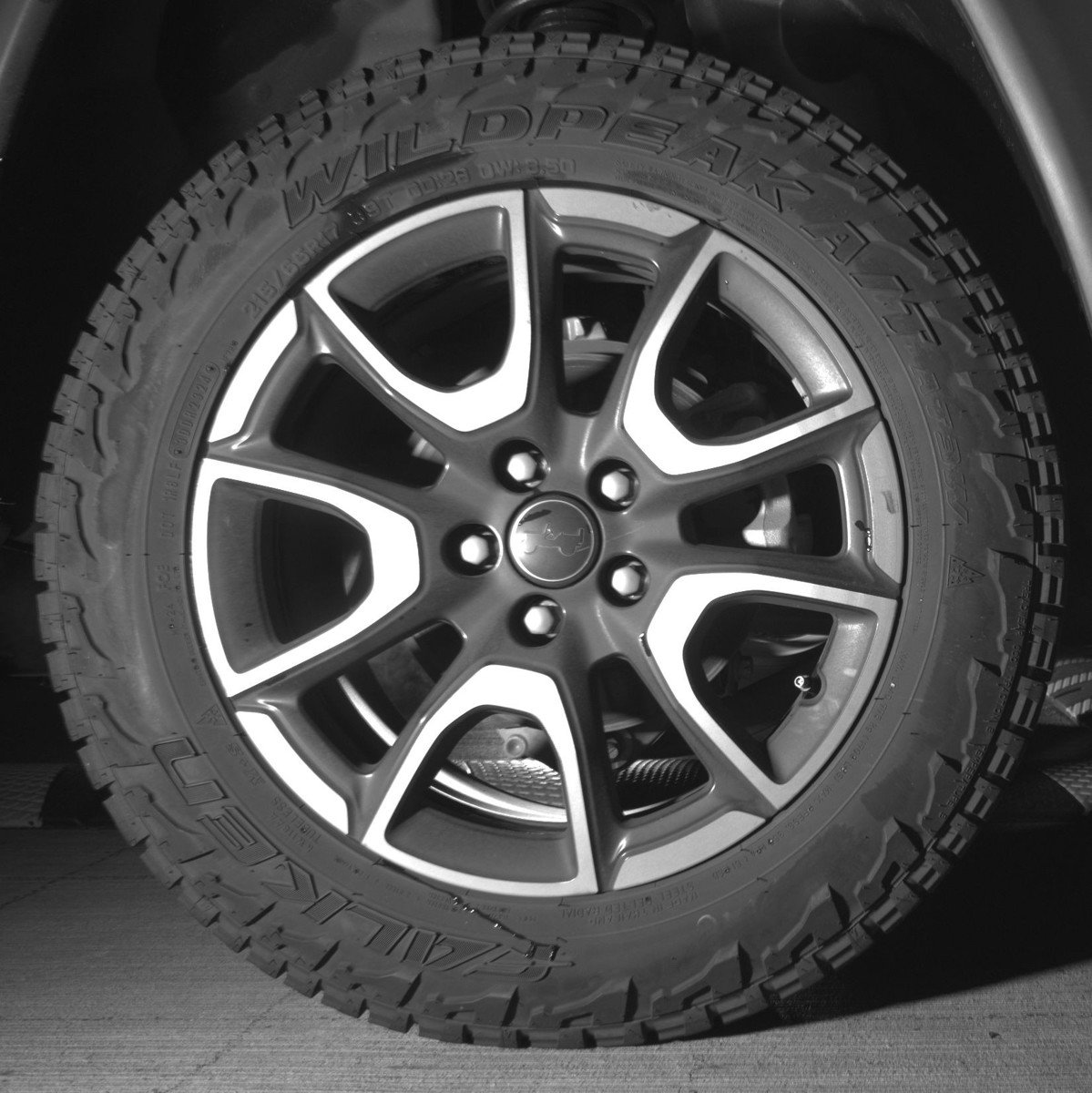 Used 2025 Jeep Compass Trailhawk AWD/4WD image 15