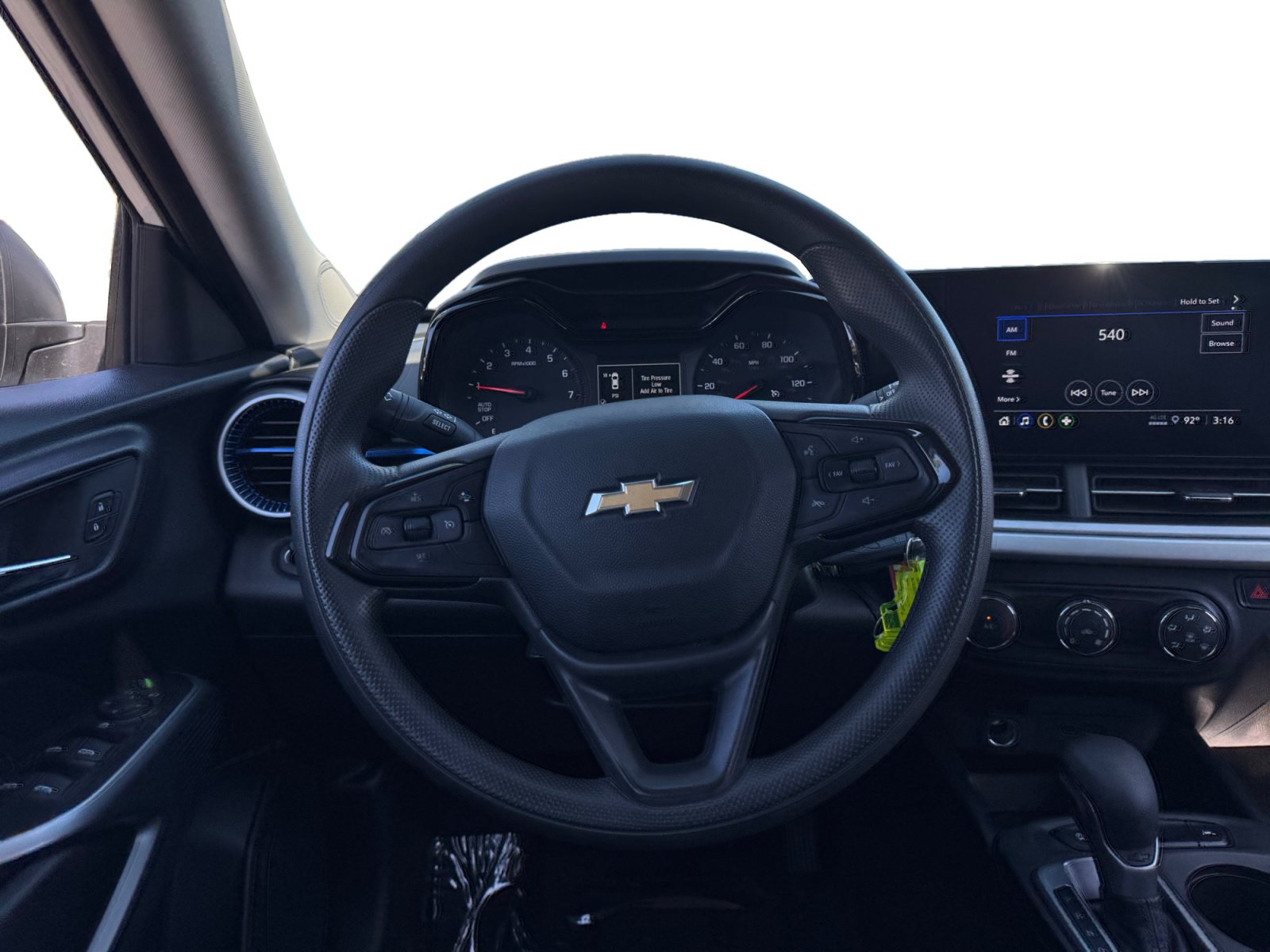 Used 2026 Chevrolet Trax LS FWD image 12