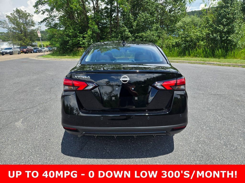 New 2025 Nissan Versa SV w/ Trunk Package FWD image 4