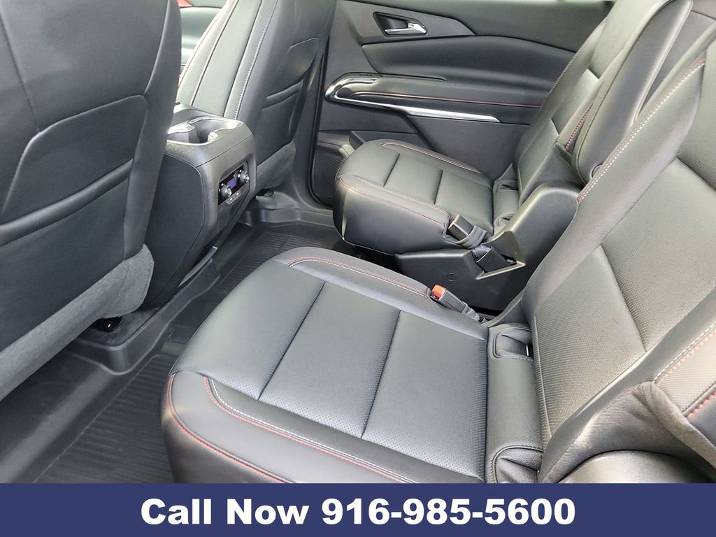 New 2026 Chevrolet Traverse Z71 w/ LPO, Floor Liner Package image 30