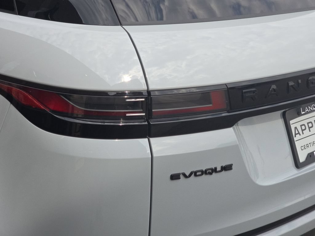 Certified 2025 Land Rover Range Rover Evoque Dynamic SE AWD/4WD image 36