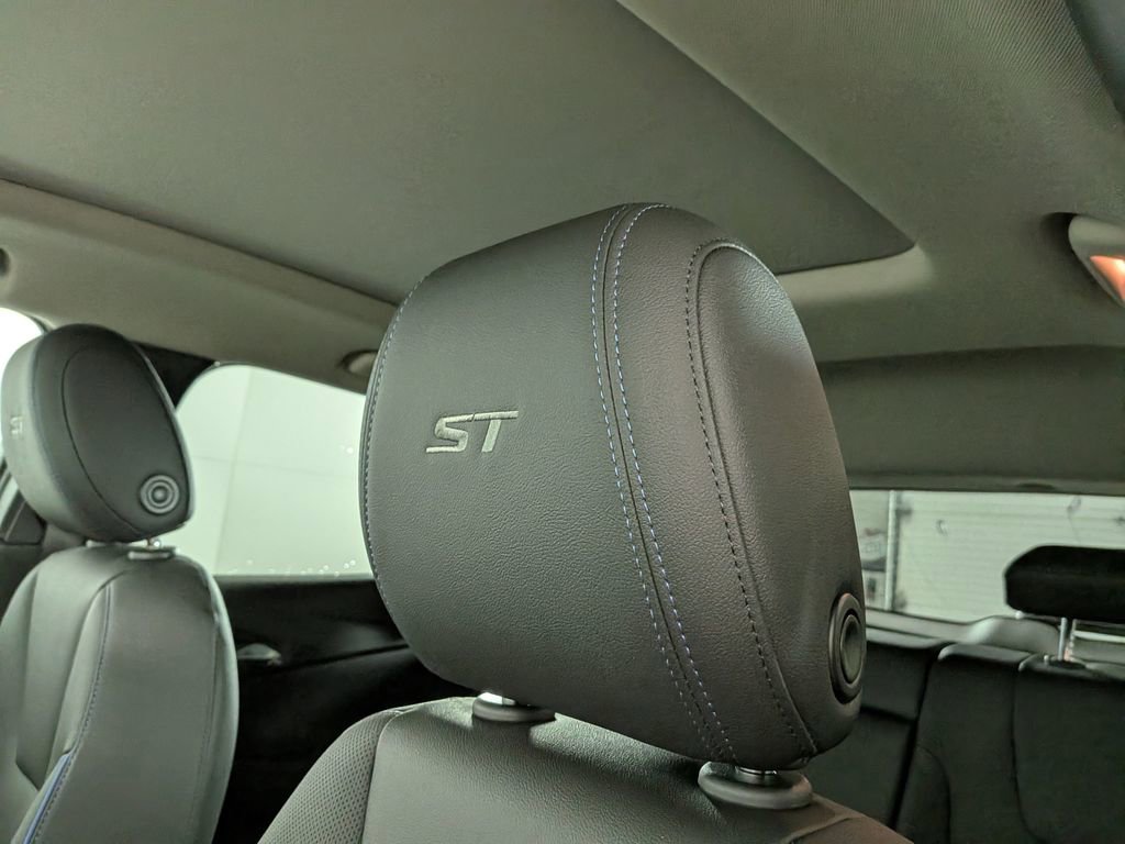 New 2026 Buick Encore GX Sport Touring w/ Advanced Technology Package image 18