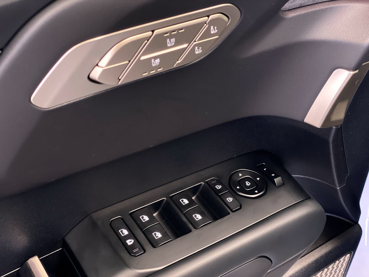 New 2027 Kia Telluride SX FWD image 18