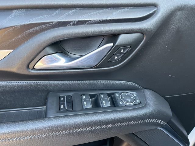 Used 2022 GMC Yukon Denali w/ Denali Premium Package image 11