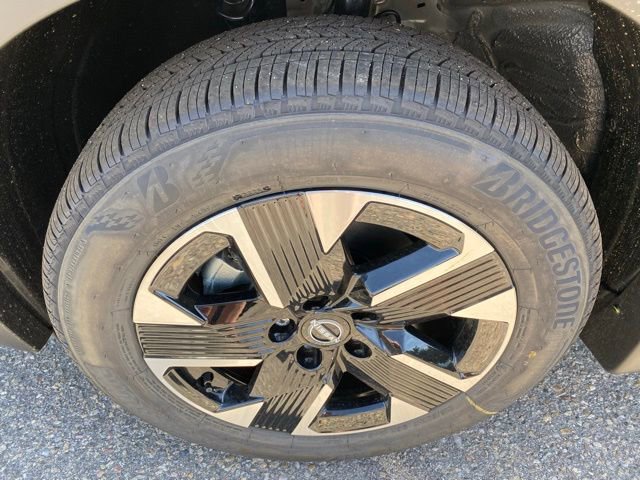 New 2026 Nissan Kicks SV w/ Cold Weather Package image 24