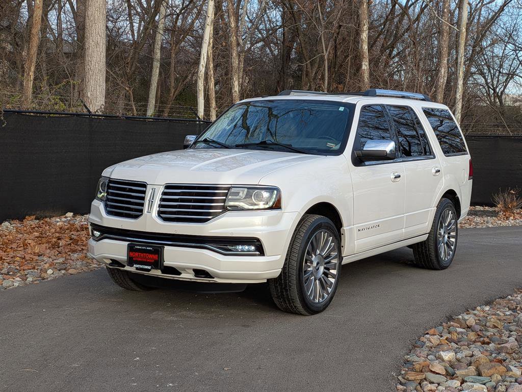 Used 2016 Lincoln Navigator Select