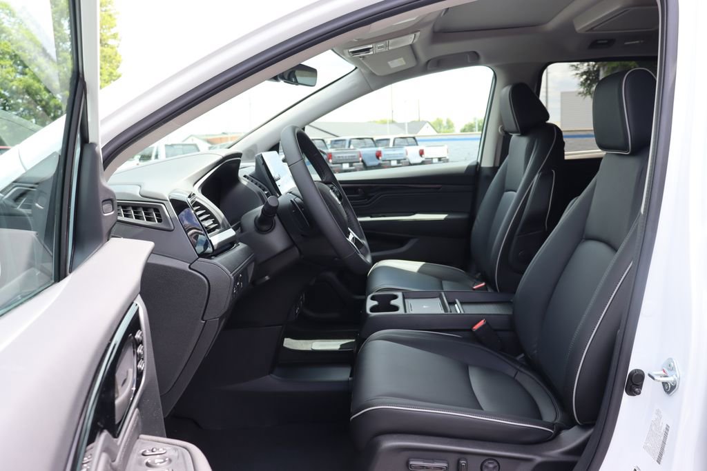 Certified 2026 Honda Odyssey Touring image 31