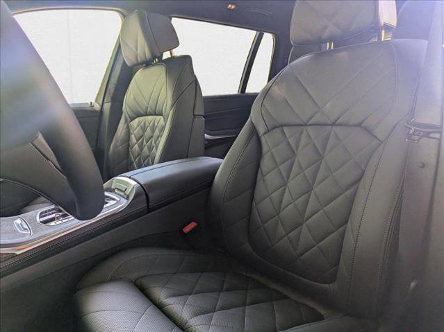 New 2026 BMW X7 xDrive40i w/ Premium Package image 4