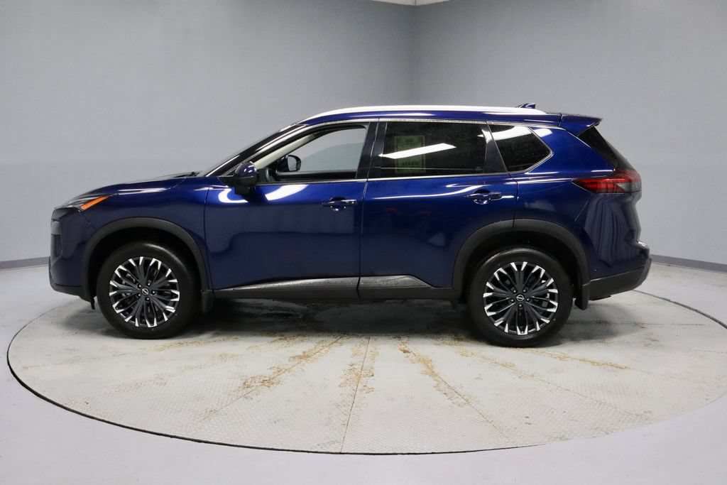 Certified 2025 Nissan Rogue SL w/ Tech Package AWD/4WD image 9