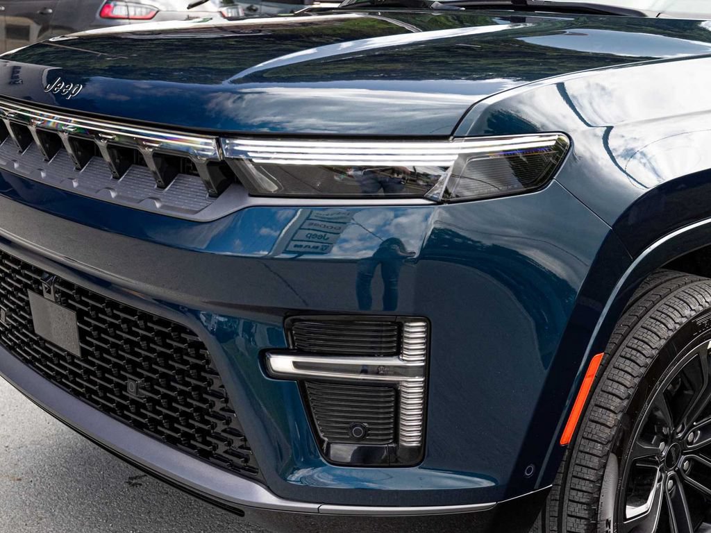 New 2026 Jeep Grand Wagoneer L Summit AWD/4WD image 35