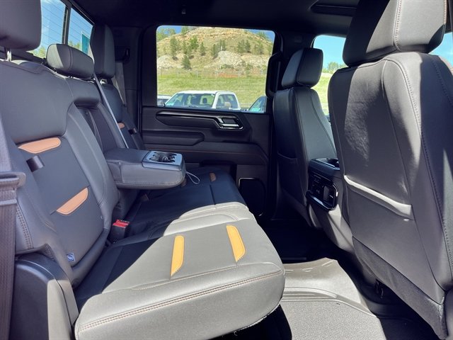 Used 2026 GMC Sierra 3500 AT4 w/ AT4 Premium Plus Package AWD/4WD image 39