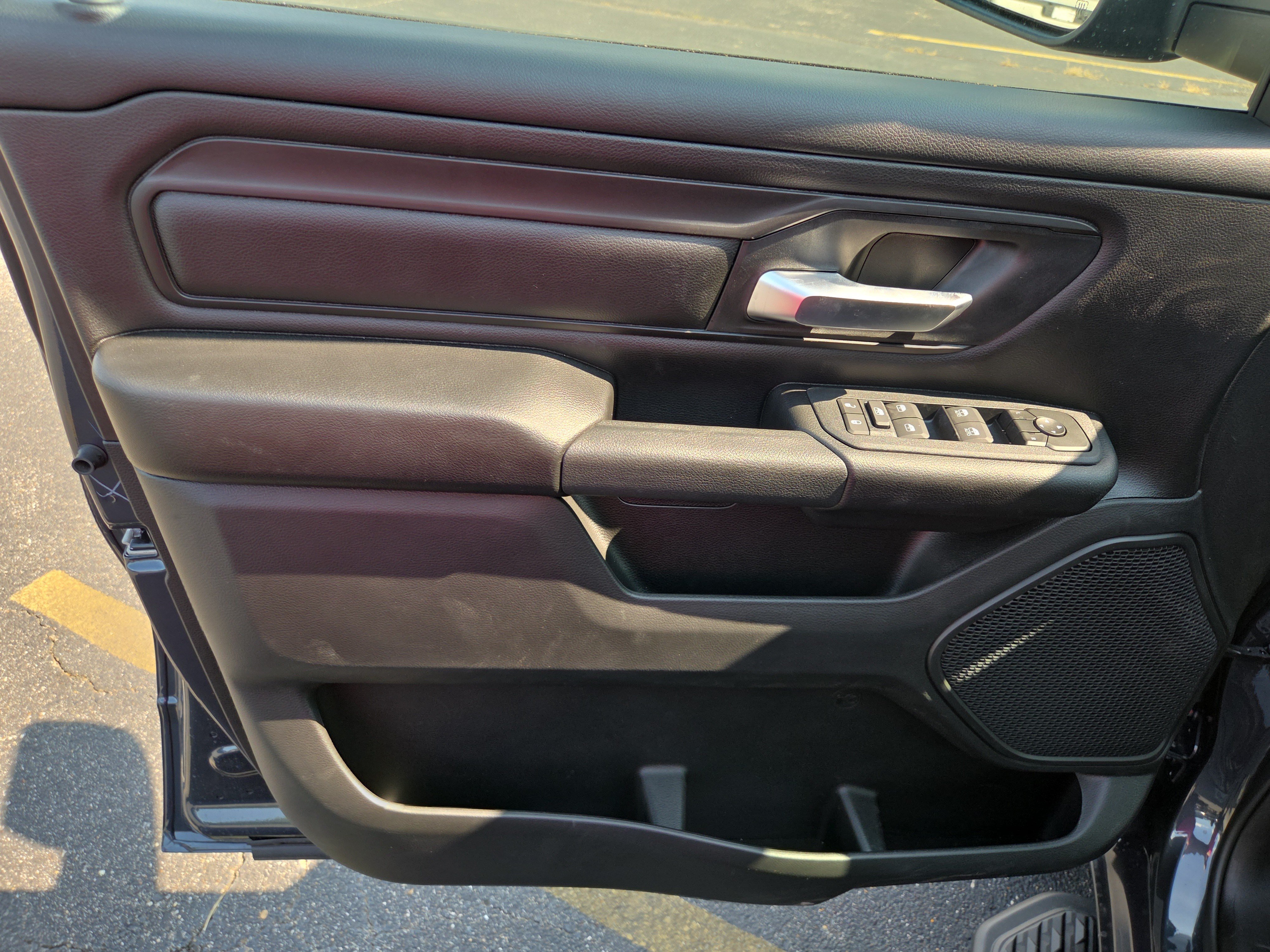 New 2026 RAM 1500 Express AWD/4WD image 5